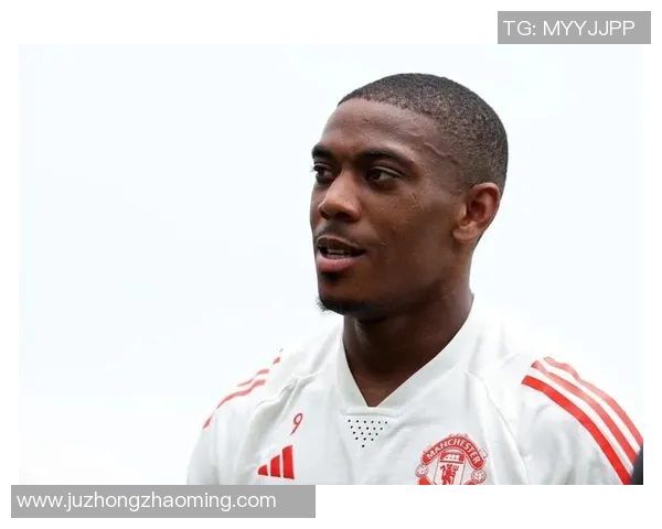 马夏尔荣获法甲最佳年轻球员时的表现分析